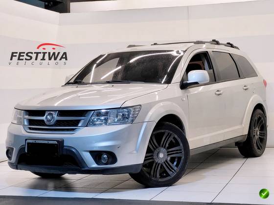 FIAT FREEMONT 2.4 PRECISION 16V GASOLINA 4P AUTOMÁTICO